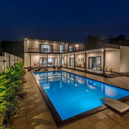 Saffronstays Mayfair Gardens 4 Bedroom Petfriendly Pool Villa Alībāg Exterior foto